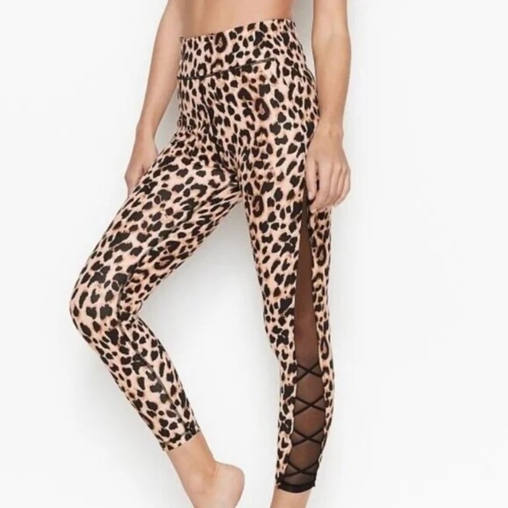 Victoria's Secret Incredible Essential Leggings Sz  L